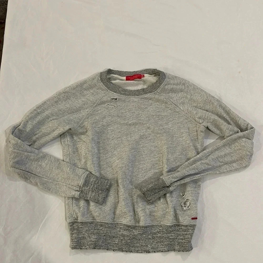 n:Philanthropy Belize Distressed crewneck Sweatshirt‎ long sleeve shirt XS EUC